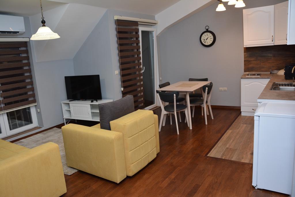 Apartments Nemo Delux โอครีด ภายนอก รูปภาพ